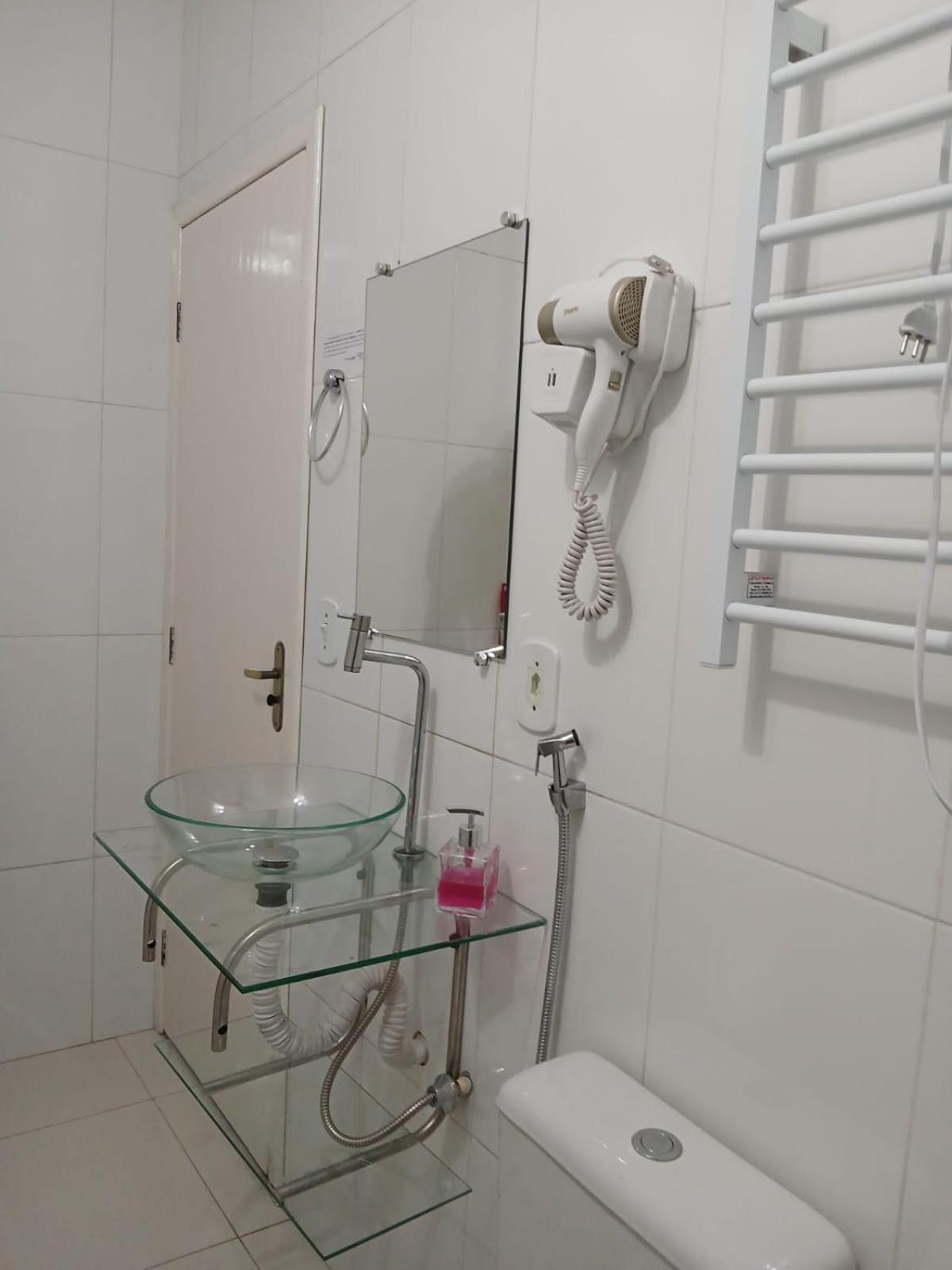 Hospedagem Quarto Chic Centro Кунья Экстерьер фото