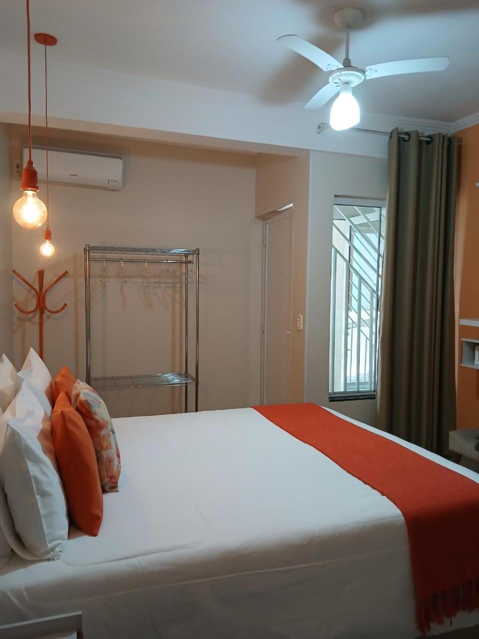 Hospedagem Quarto Chic Centro Кунья Экстерьер фото