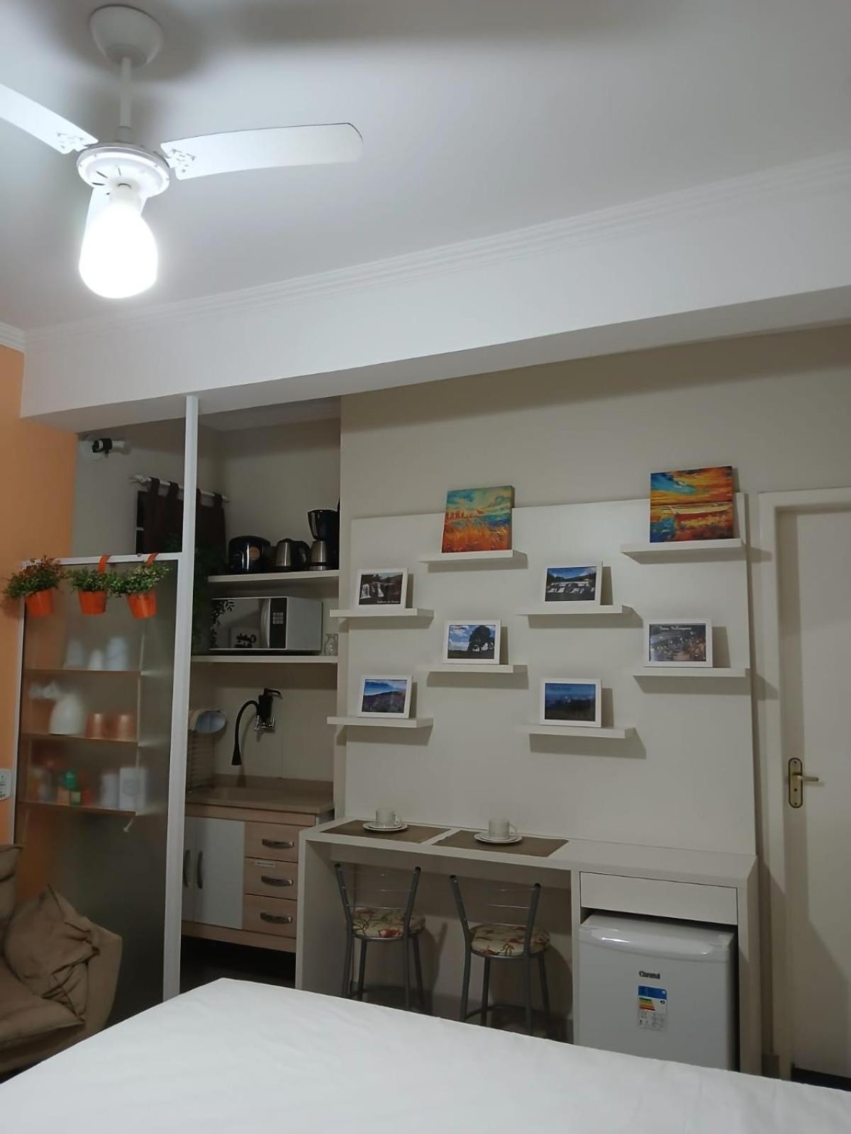 Hospedagem Quarto Chic Centro Кунья Экстерьер фото