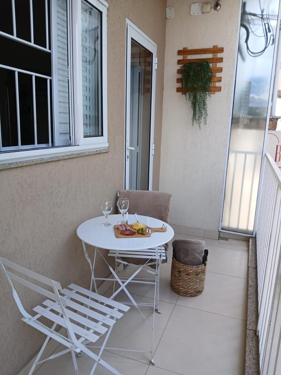Hospedagem Quarto Chic Centro Кунья Экстерьер фото